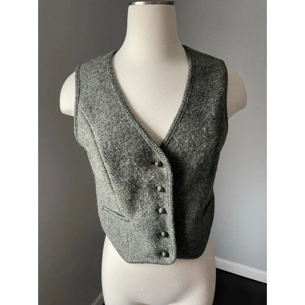 L.L Bean Wool vest Boos you Can Tell Women's Size 42